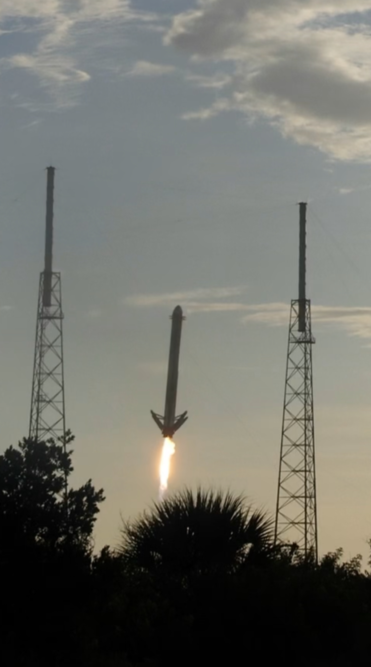 FH booster landing